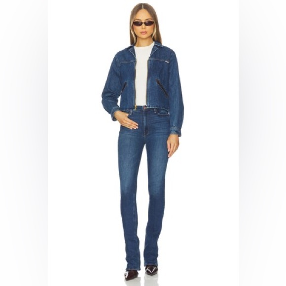 ⭐️ MOTHER High Waisted Runaway Jeans in
Start Your Engines 30 - Picture 3 of 15